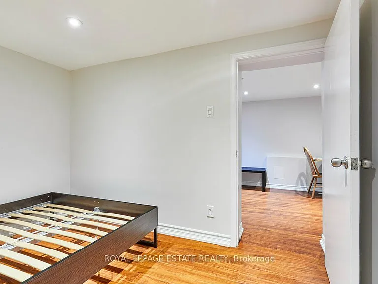 120 Grenadier Rd #LOWER — Photo 19