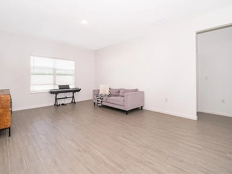 2366 White Cedar Way — Photo 13