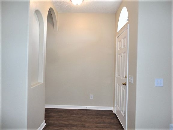 2nd image of 27215 Liriope Ct