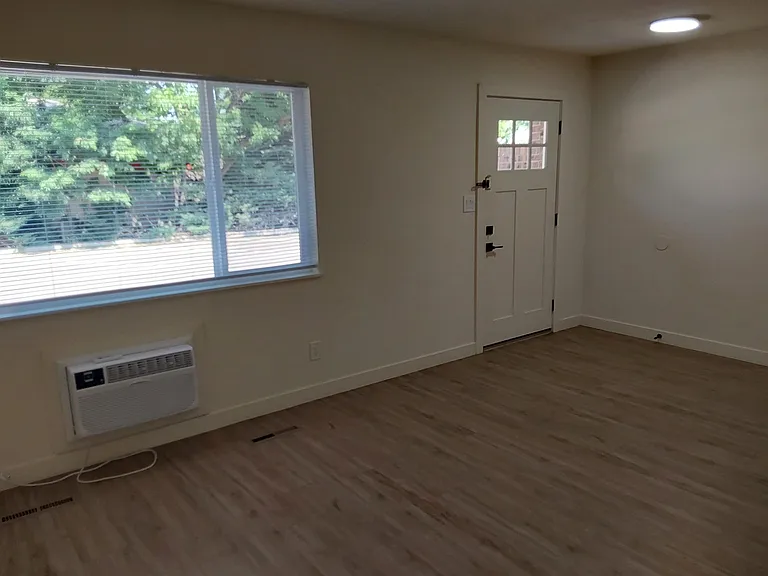 1701 Palm Dr #3 — Photo 11