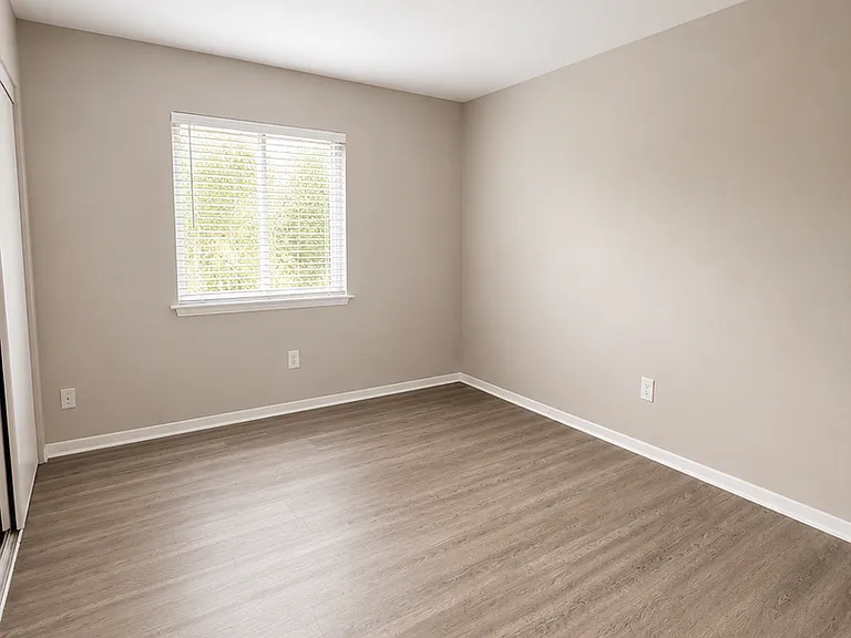 Ridge View Apartments — Photo 31