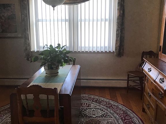 4th image of 63 Southern Ln