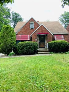 441 E 264th St, Euclid, OH, 44132