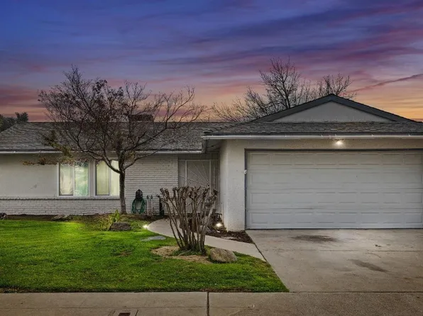 604 W Antonio Dr, Clovis, CA 93612