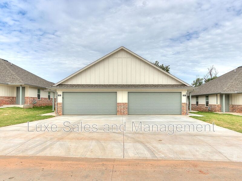 1st image of 7307 NW 38th St