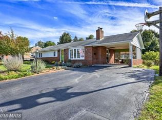 17307 Ontario Dr, Hagerstown, MD 21740