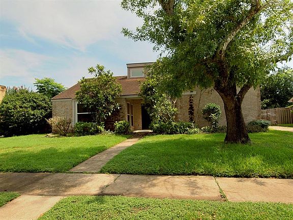 2nd image of 6107 Vickijohn Dr