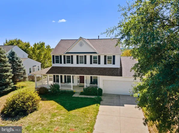 208 Larkspur Ct, Purcellville, VA 20132