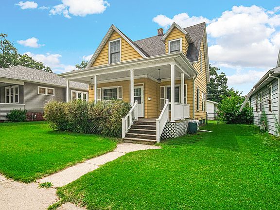 3rd image of 221 S Woodland Ave