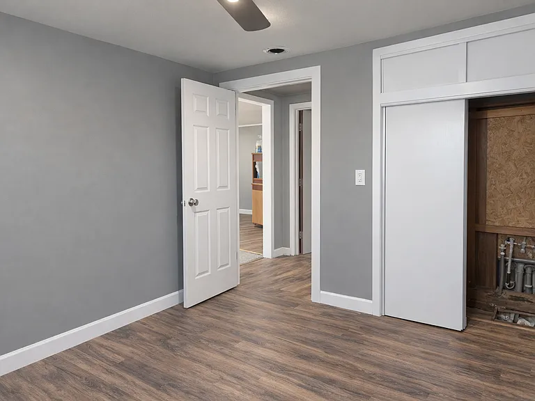 305 W Maple St #1 — Photo 7