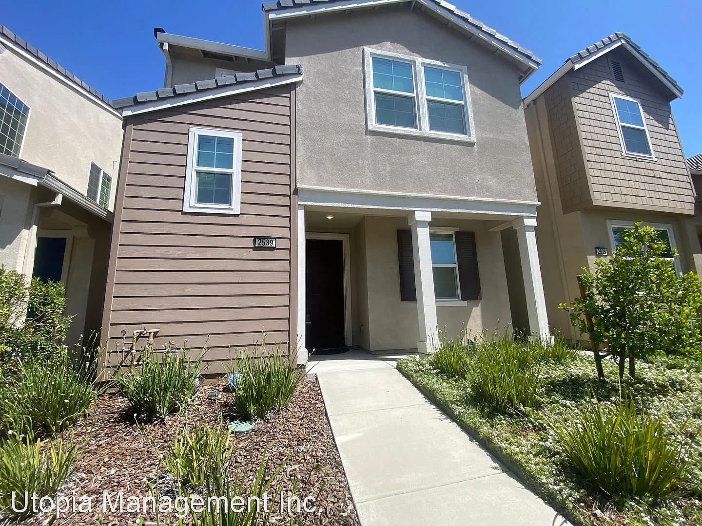 2539 Judith Resnik Ave photo 1