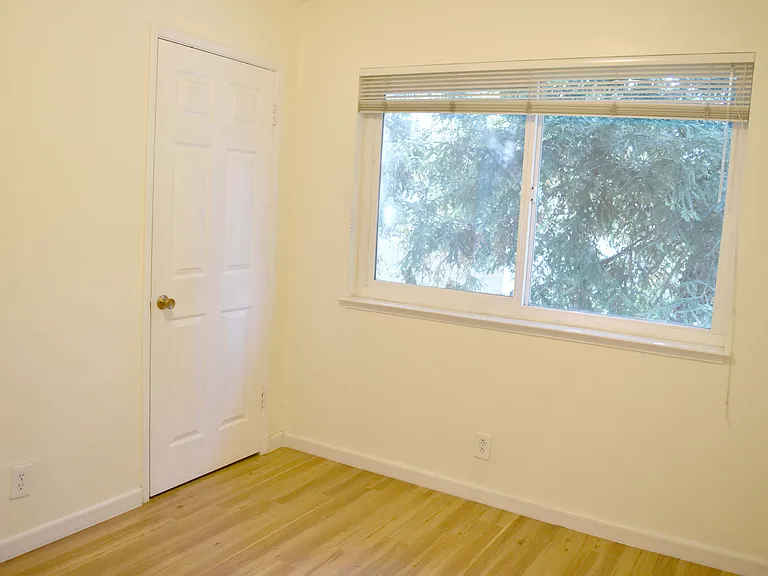 1262 W McKinley Ave #6 — Photo 25
