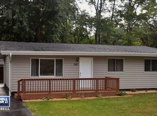 1907 Flower St, McHenry, IL 60050