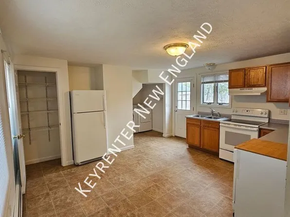 57 Elm St #3, Milford, NH 03055