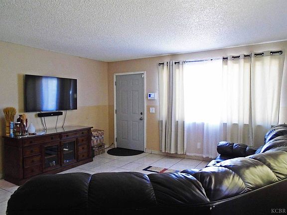 5th image of 17135 Railroad Ave