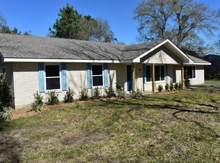 2402 Evelia St, Westlake, LA 70669