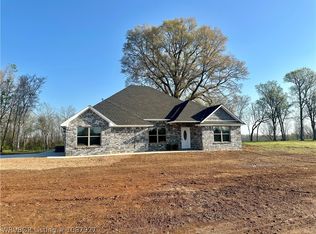 113 Rock Creek Dr, Wister, OK 74966