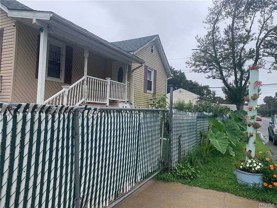1st image of 71 Jefferson Ave