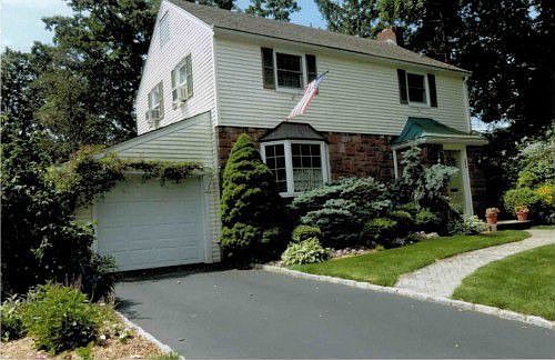 1st image of 12 Brightwood Ave