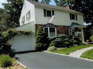 12 Brightwood Ave, Pearl River, NY 10965