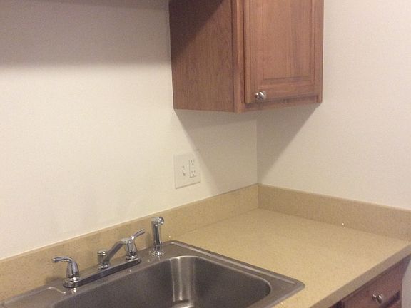 5th image of 2137 Park Blvd APT 4
