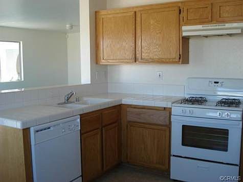 5th image of 13321 Dos Lomas Ct