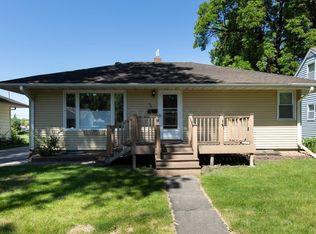 73 18th Ave N, Fargo, ND 58102