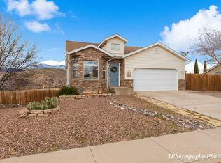 3828 W 240 N, Hurricane, UT 84737
