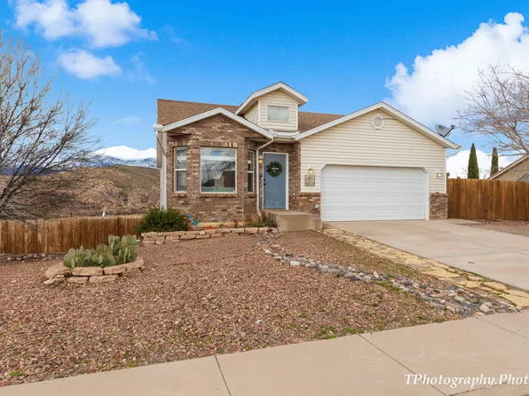 3828 W 240 N, Hurricane, UT 84737