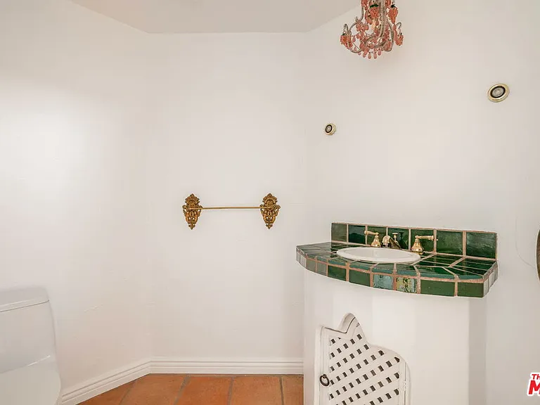 206 Bellino Dr — Photo 35