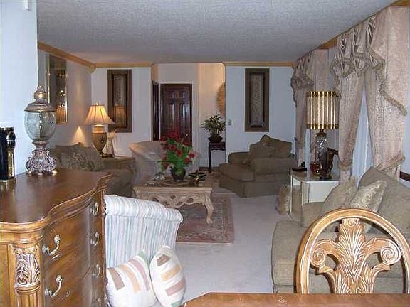 Living/Dining Room Combination