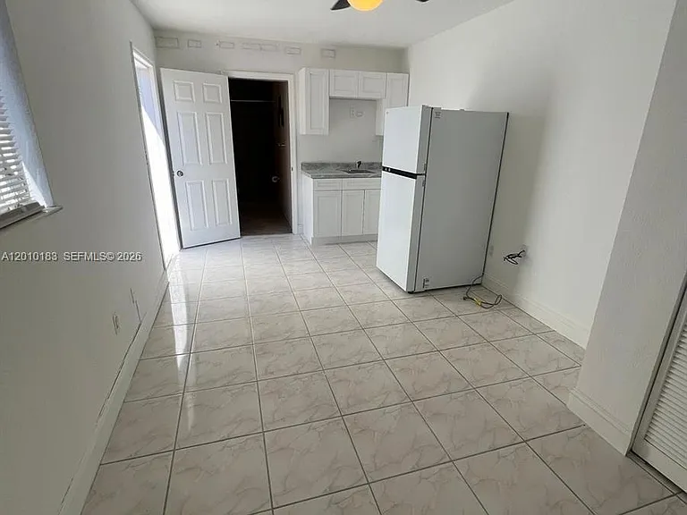 12255 SW 29th Ter — Photo 4