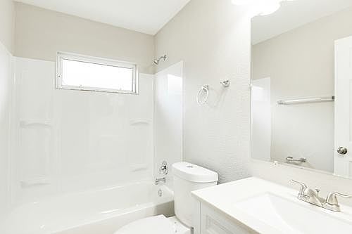 2nd image of 13390 Prestwick Dr