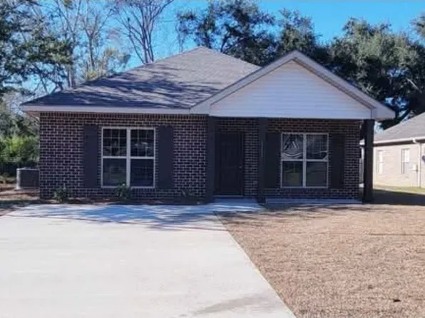 6101 Albray Dr, Gulf Shores, AL 36542