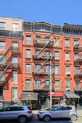 Rented by Living New York | media 38