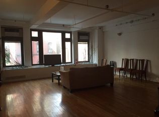 214 W 30th St #2, New York, NY 10001