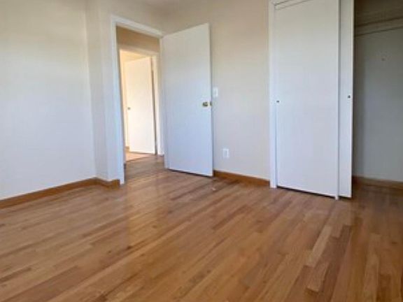 5th image of 4 Cottage Ave #2