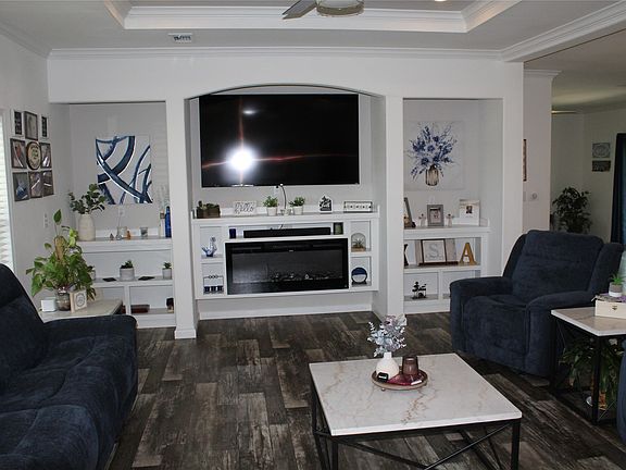 4th image of 2077A Shawver Rd