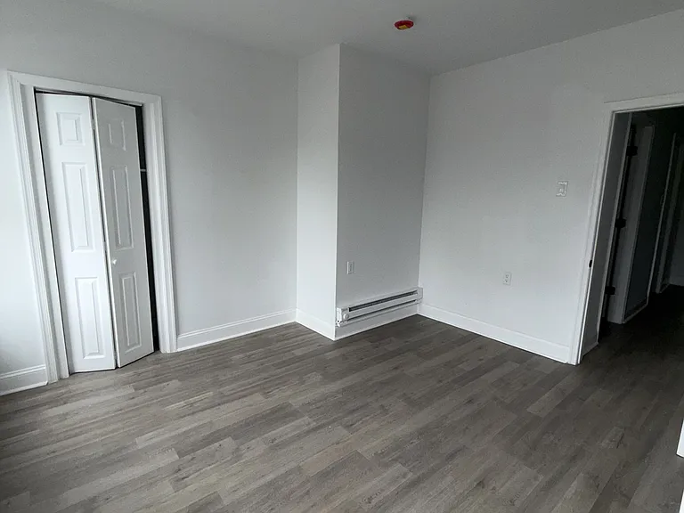6403 Glenmore Ave #1 — Photo 12