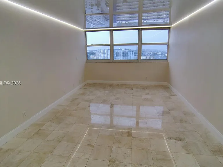 1904 S Ocean Dr #1807 — Photo 10