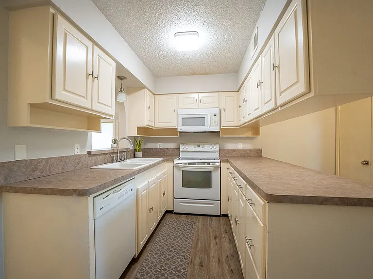5508 Flamingo Dr — Photo 18