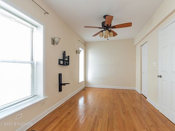 5th image of 2041 W Birchwood Ave APT 1