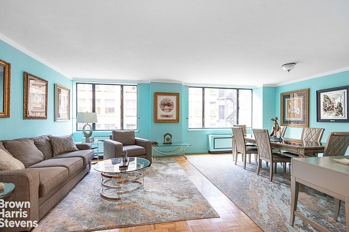 1st image of 30 W 61st St APT 10A