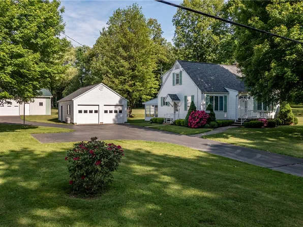 6755 Saranac Dr S, Transfer, PA 16154