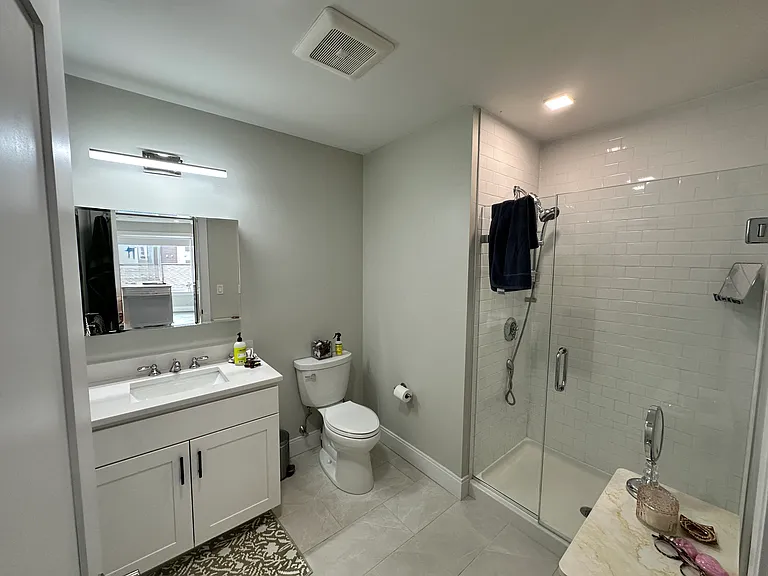200-204 Old Colony Ave #401 — Photo 11