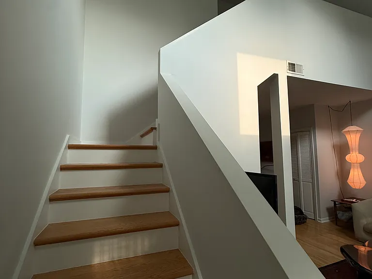 1715 N Honore St #3 — Photo 11