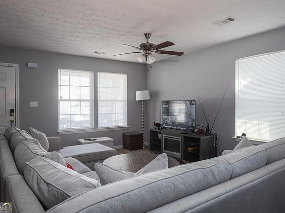 5th image of 2341 Glebe Ct