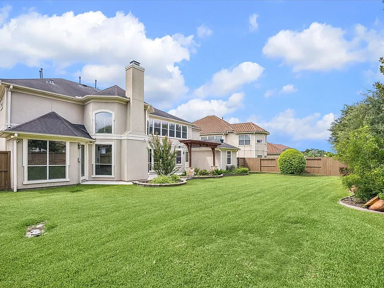 2210 Bywater Dr — Photo 27