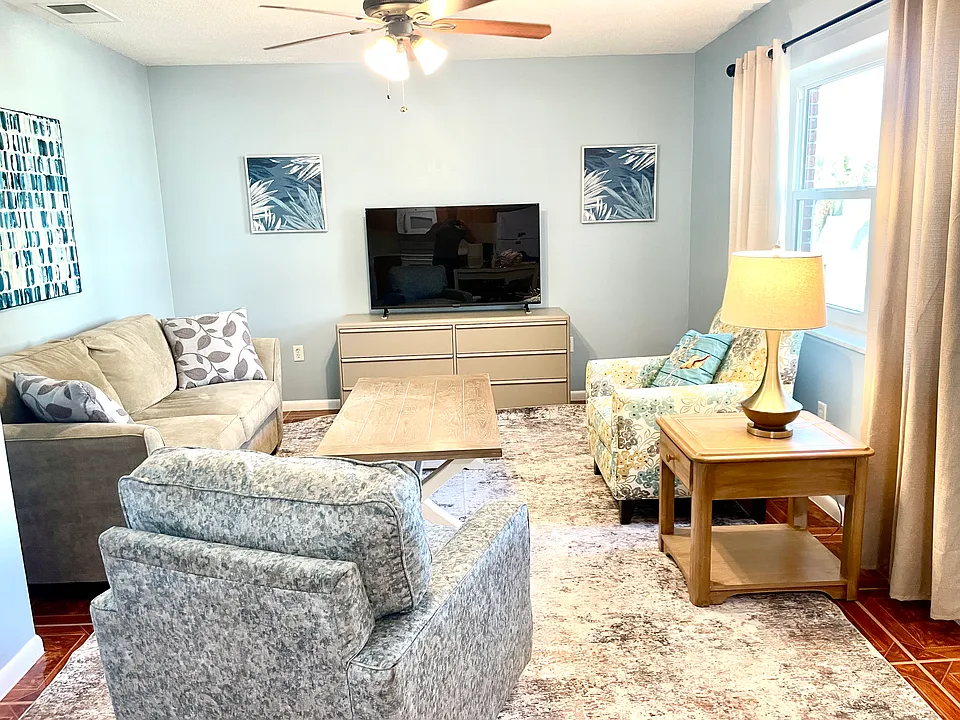 380 Base Ave E #203
