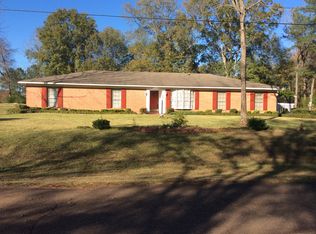 1098 Westbury Sq, Jackson, MS 39212